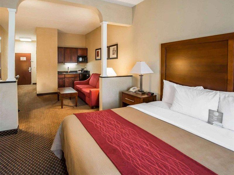 Comfort Inn & Suites Morganton Buitenkant foto