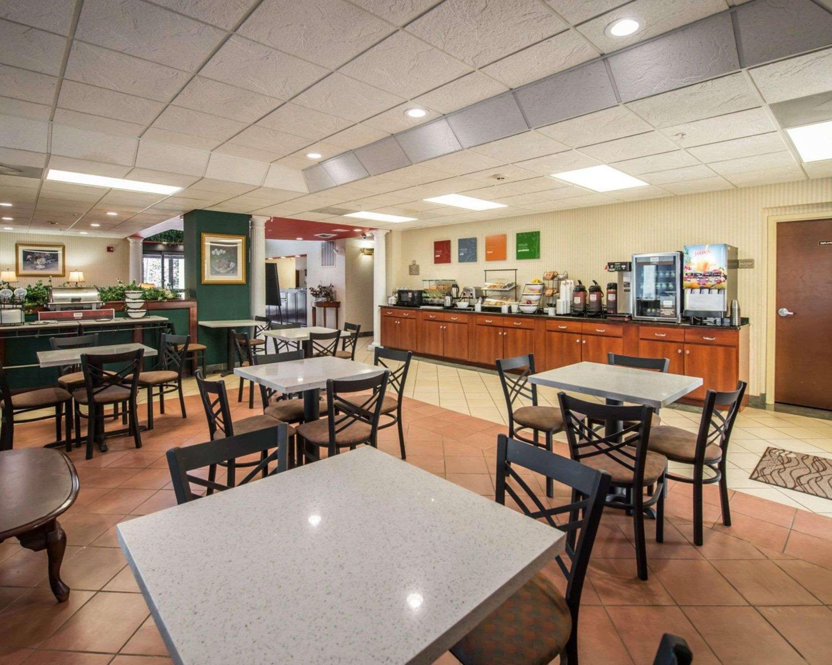 Comfort Inn & Suites Morganton Buitenkant foto